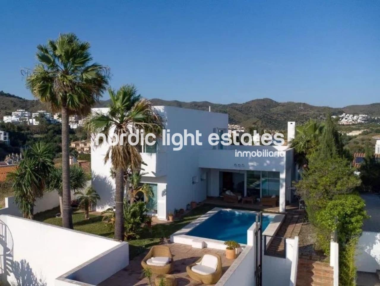 3 soveværelse Villa til salg i Rincon de la Victoria med swimmingpool garage - € 850.000 (Ref: 9203281)