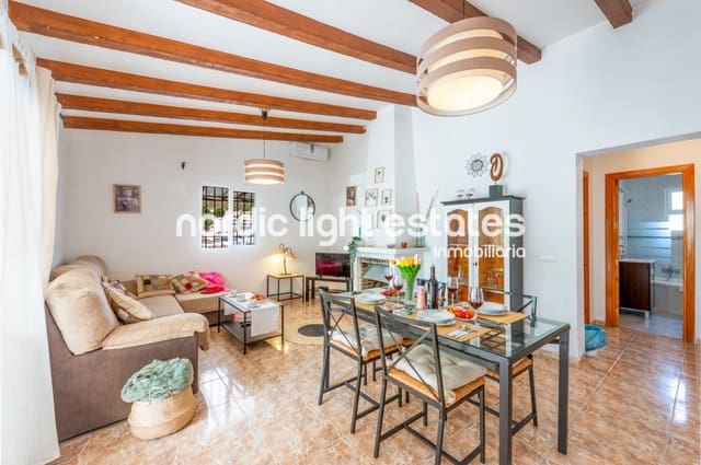 5 soverom Villa til salgs i Torrox med svømmebasseng garasje - € 650 000 (Ref: 9203283)