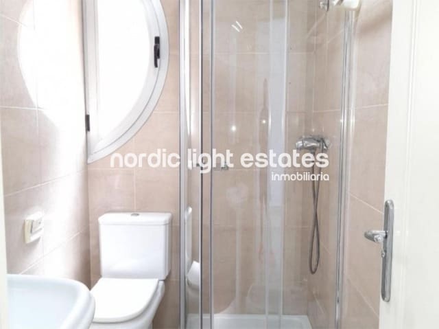 1 soveværelse Lejlighed til salg i Caleta de Vélez, Vélez-Málaga - € 229.900 (Ref: 9205438)