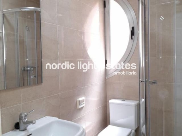 1 soveværelse Lejlighed til salg i Caleta de Vélez, Vélez-Málaga - € 229.900 (Ref: 9205438)