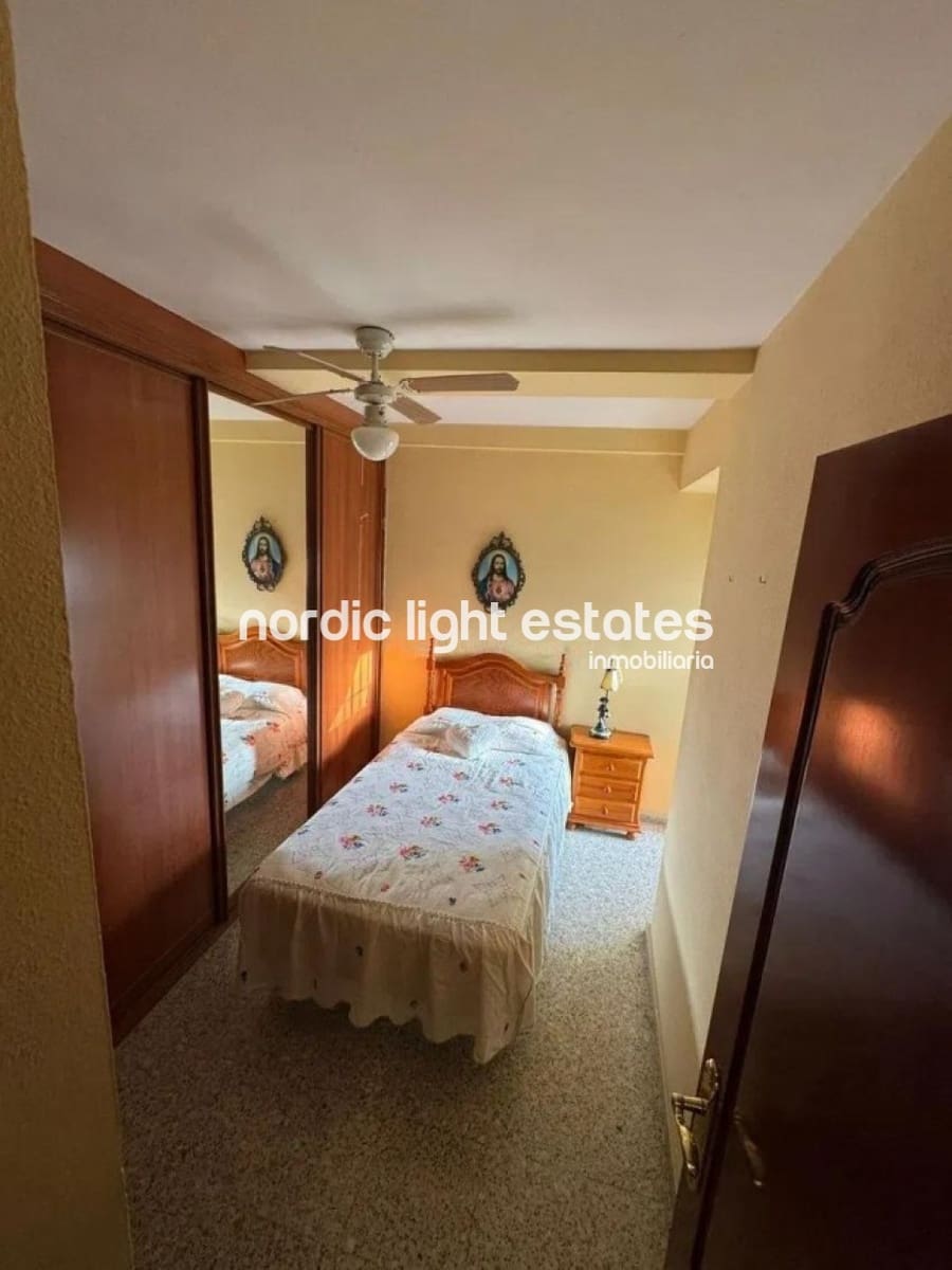 4 soveværelse Lejlighed til salg i Malaga by med garage - € 413.000 (Ref: 9205439)