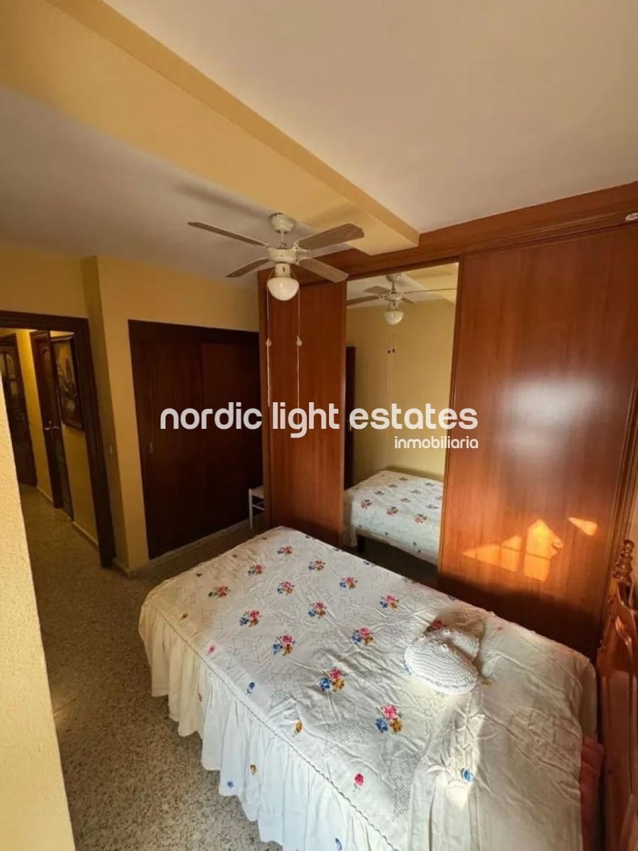 4 soveværelse Lejlighed til salg i Malaga by med garage - € 413.000 (Ref: 9205439)