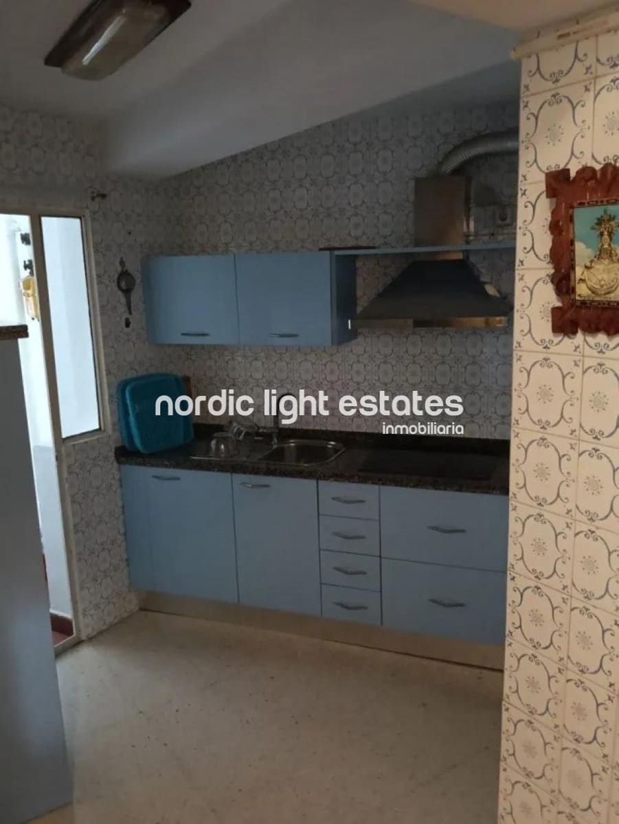 4 soveværelse Lejlighed til salg i Malaga by med garage - € 413.000 (Ref: 9205439)