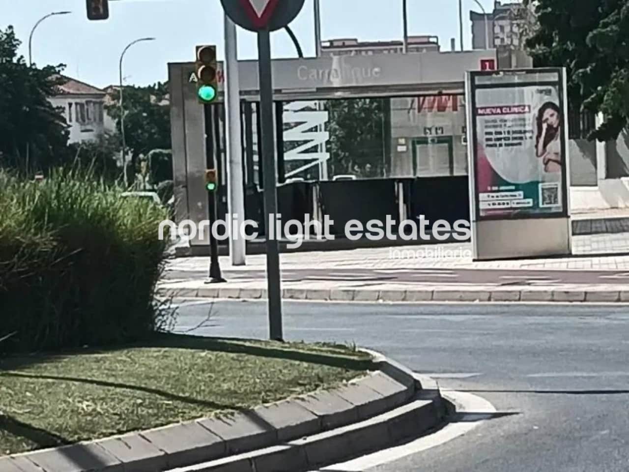 4 soveværelse Lejlighed til salg i Malaga by med garage - € 413.000 (Ref: 9205439)