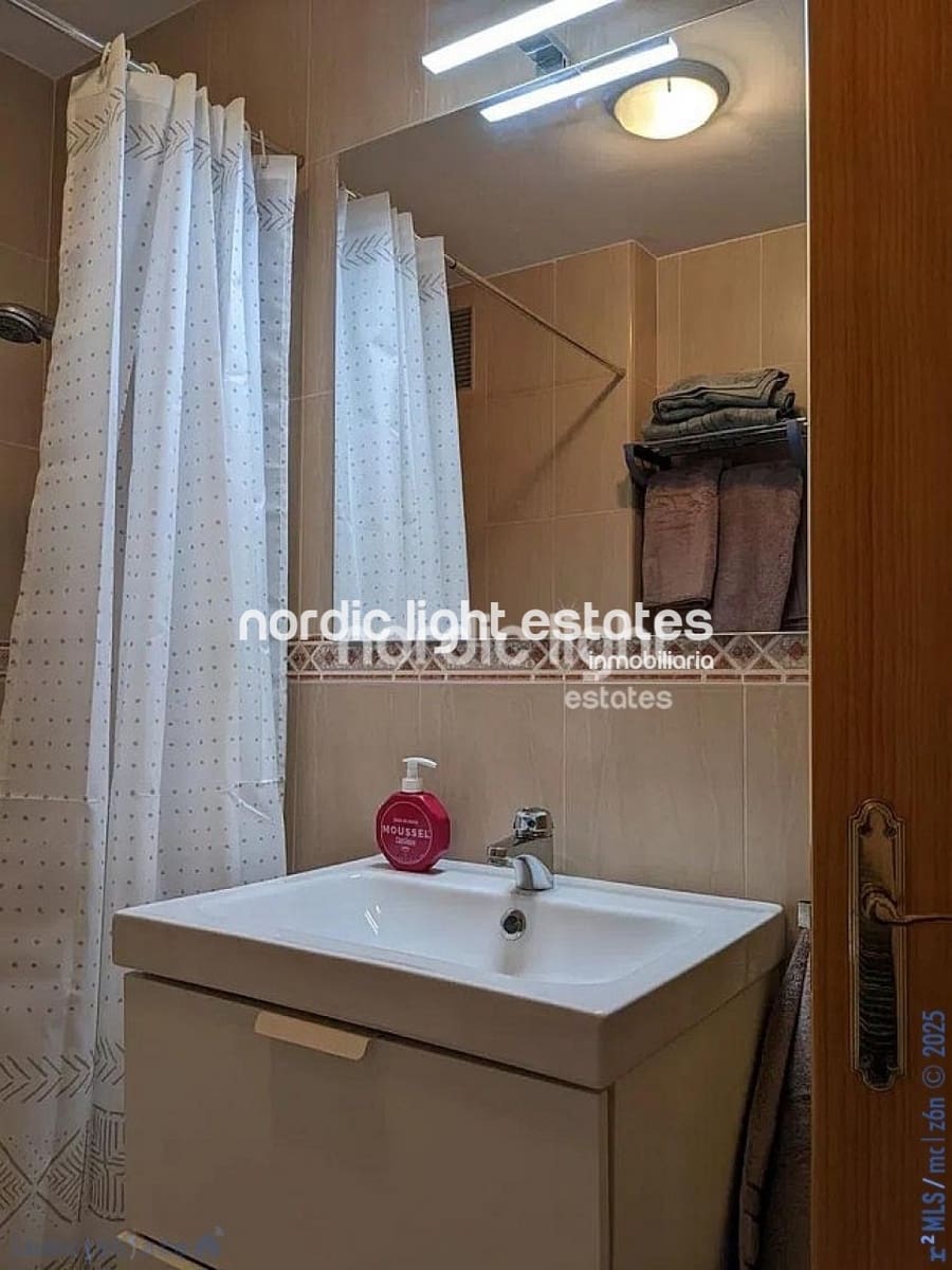 2 bedroom Apartment for sale in Torrox-Costa - € 235,000 (Ref: 9207620)