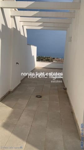 4 soverom Kjedet enebolig til salgs i Torre de Benagalbon, Rincón de la Victoria med svømmebasseng garasje - € 545 000 (Ref: 9210523)