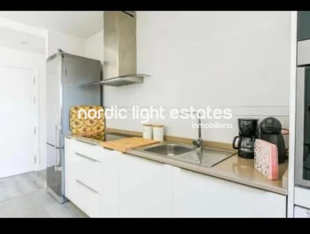 2 soveværelse Lejlighed til salg i Málaga by med swimmingpool - € 470.000 (Ref: 9216060)