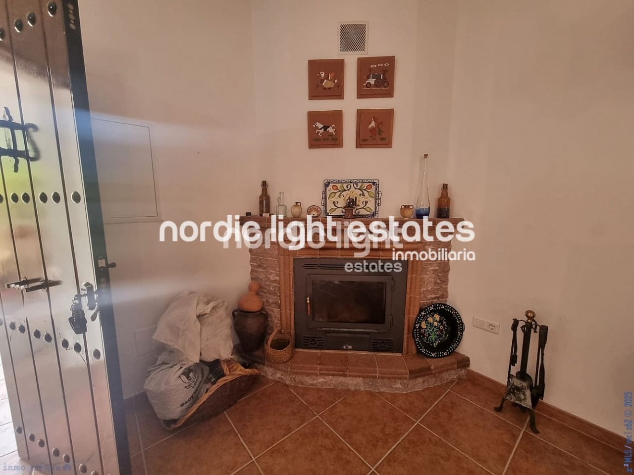 3 soveværelse Finca/Landehus til salg i Canillas de Aceituno med garage - € 265.000 (Ref: 9219016)