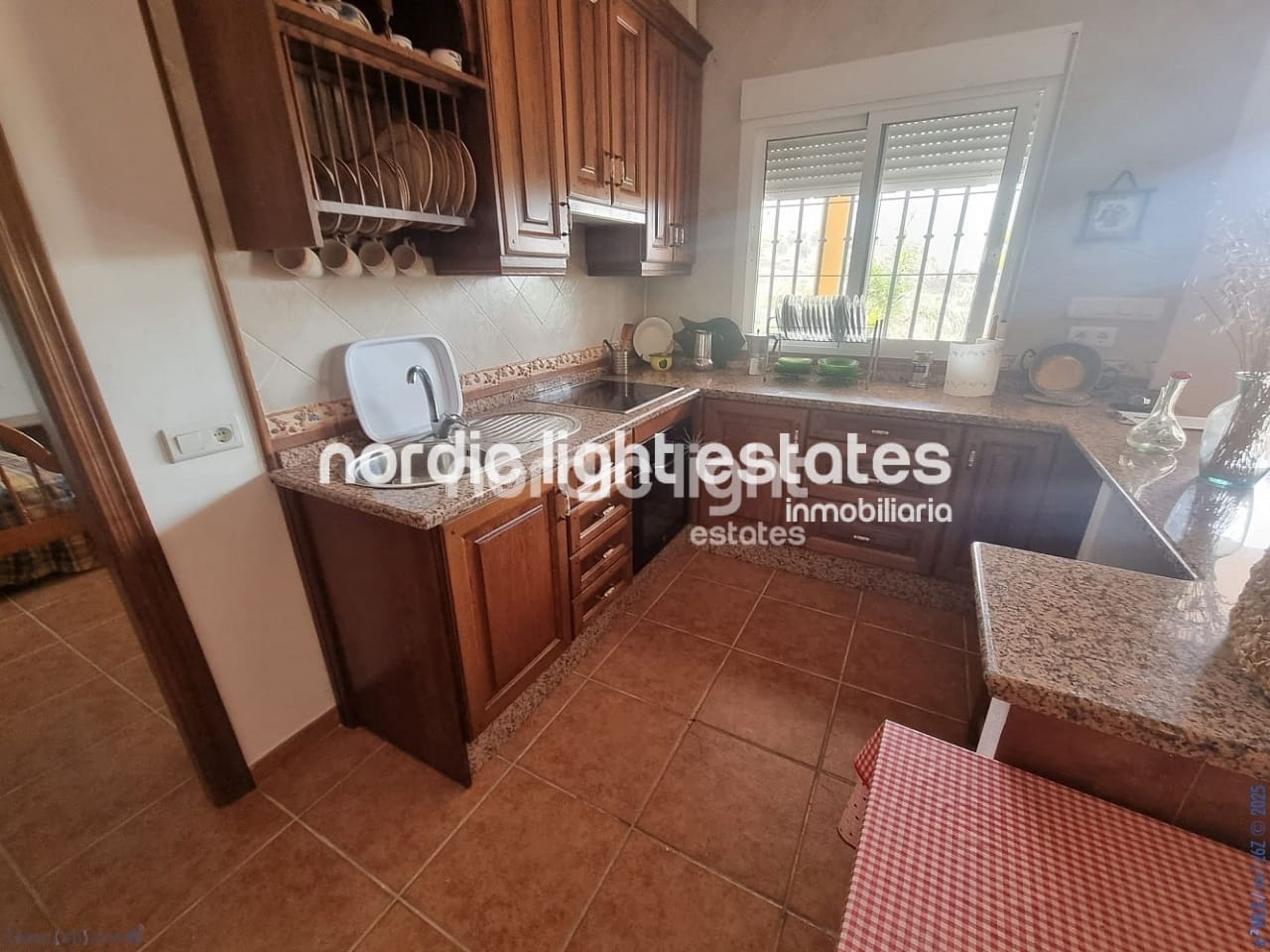 3 soveværelse Finca/Landehus til salg i Canillas de Aceituno med garage - € 265.000 (Ref: 9219016)