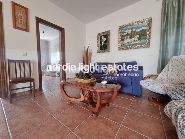 3 soveværelse Finca/Landehus til salg i Canillas de Aceituno med garage - € 265.000 (Ref: 9219016)