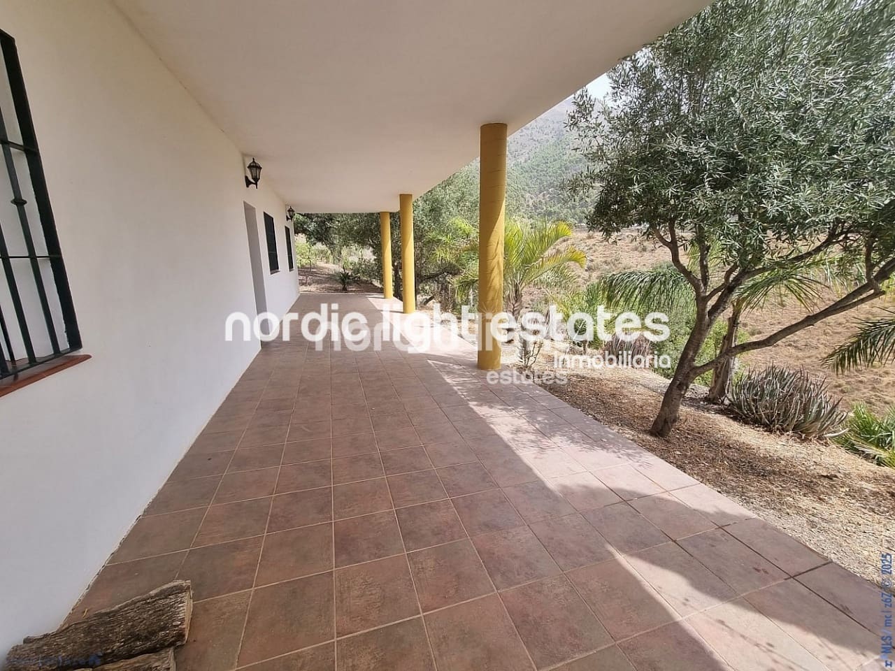 3 soveværelse Finca/Landehus til salg i Canillas de Aceituno med garage - € 265.000 (Ref: 9219016)