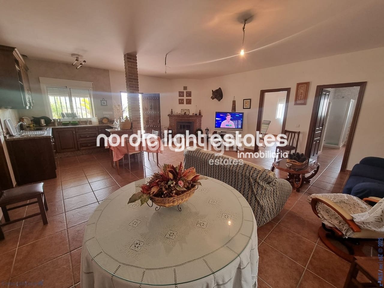 3 soveværelse Finca/Landehus til salg i Canillas de Aceituno med garage - € 265.000 (Ref: 9219016)