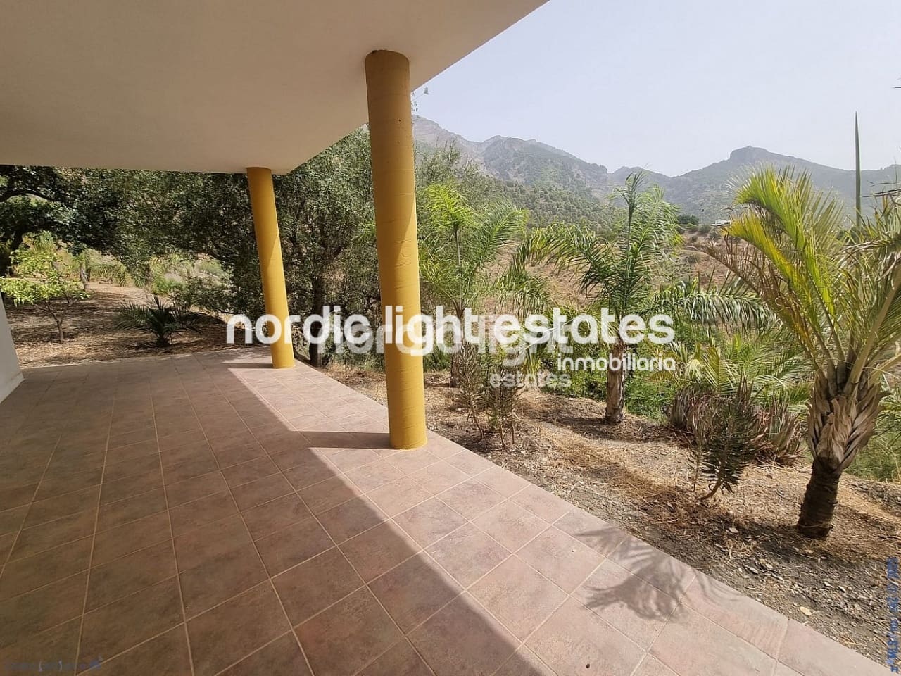 3 soveværelse Finca/Landehus til salg i Canillas de Aceituno med garage - € 265.000 (Ref: 9219016)