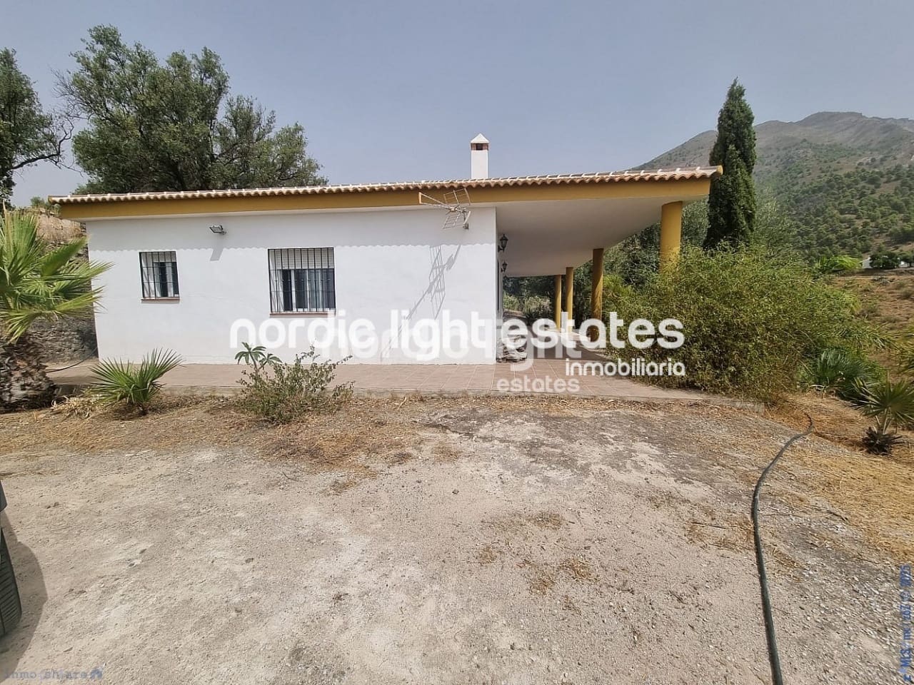 3 soveværelse Finca/Landehus til salg i Canillas de Aceituno med garage - € 265.000 (Ref: 9219016)