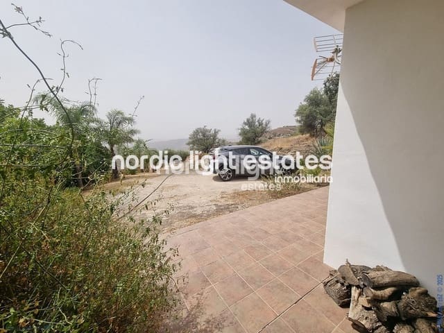 3 soveværelse Finca/Landehus til salg i Canillas de Aceituno med garage - € 265.000 (Ref: 9219016)