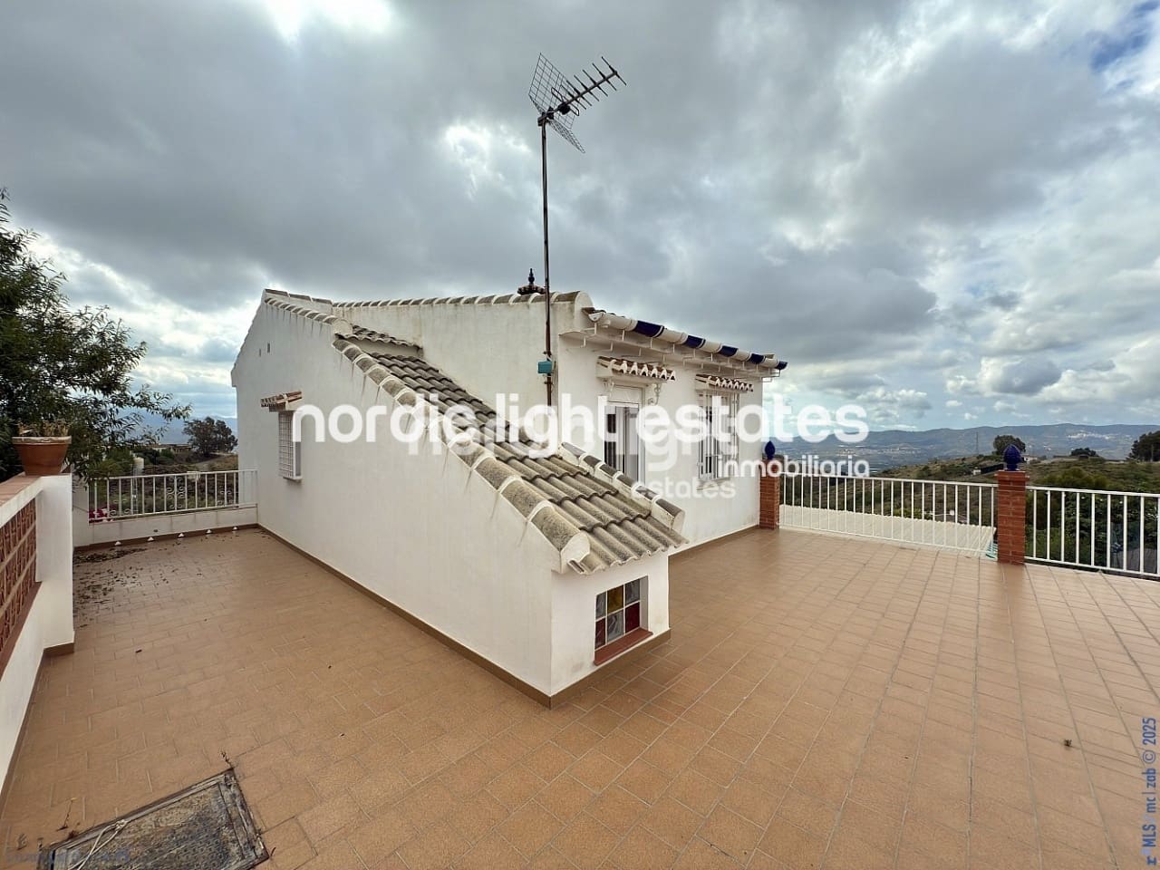 4 quarto Quinta/Casa Rural para venda em Velez-Malaga - 325 000 € (Ref: 9219209)