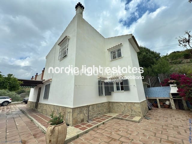 4 soveværelse Finca/Landehus til salg i Vélez-Málaga - € 325.000 (Ref: 9219209)