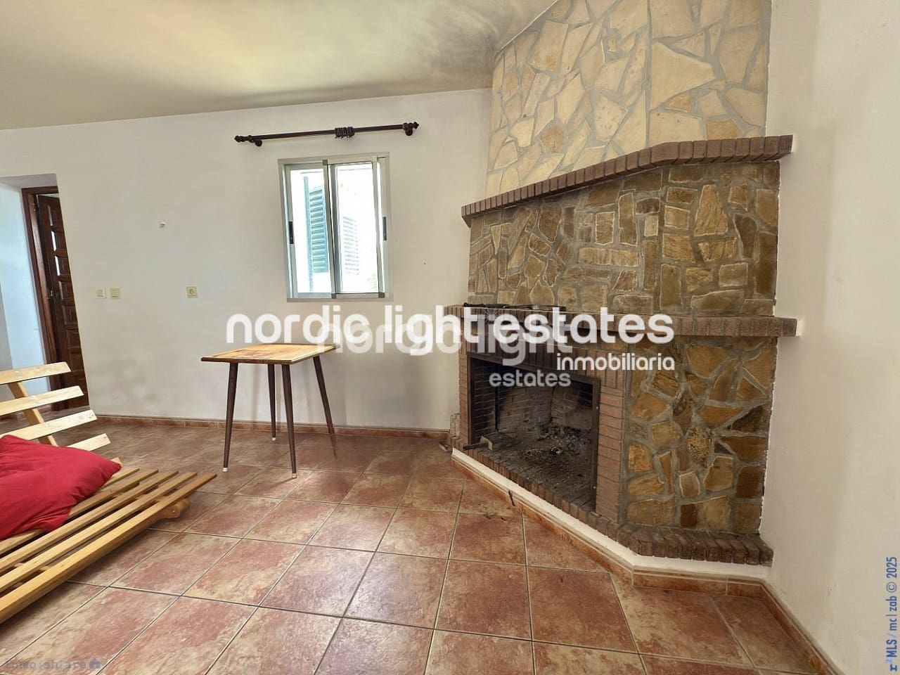 4 quarto Quinta/Casa Rural para venda em Velez-Malaga - 325 000 € (Ref: 9219209)