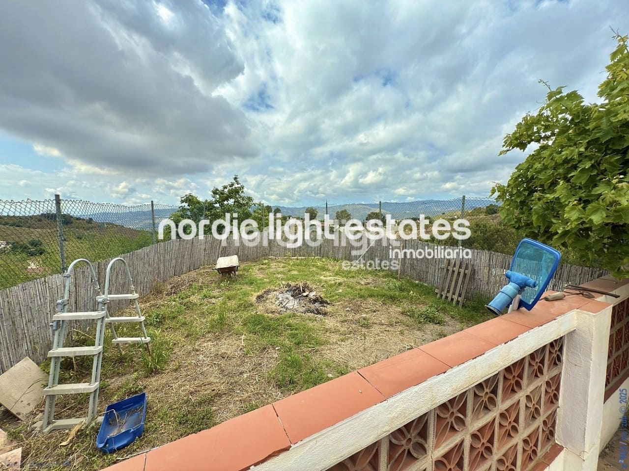 4 quarto Quinta/Casa Rural para venda em Velez-Malaga - 325 000 € (Ref: 9219209)