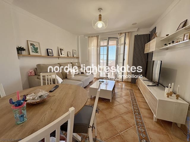 5 soverom Kjedet enebolig til salgs i Caleta de Vélez, Vélez-Málaga med garasje - € 730 000 (Ref: 9221461)