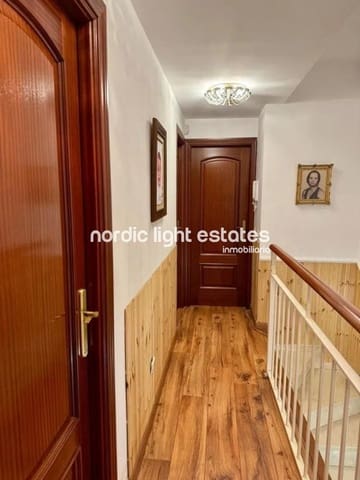 3 Zimmer Doppelhaus zu verkaufen in Málaga Stadt mit Pool - 525.000 € (Ref: 9227343)