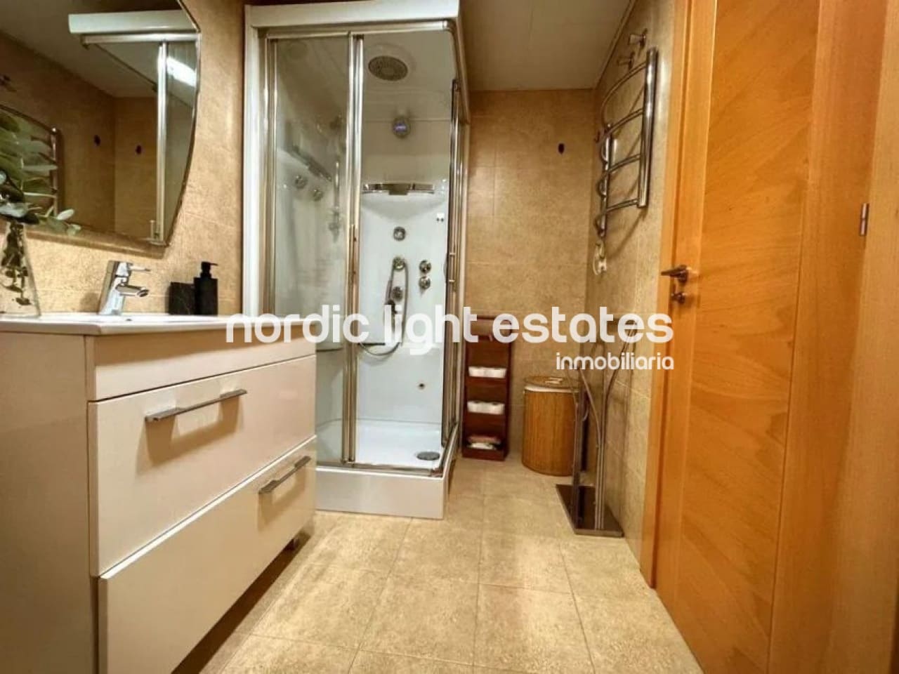 4 sypialnia Mieszkanie na sprzedaż w Miasto Malaga z basenem garażem - 835 000 € (Ref: 9227669)