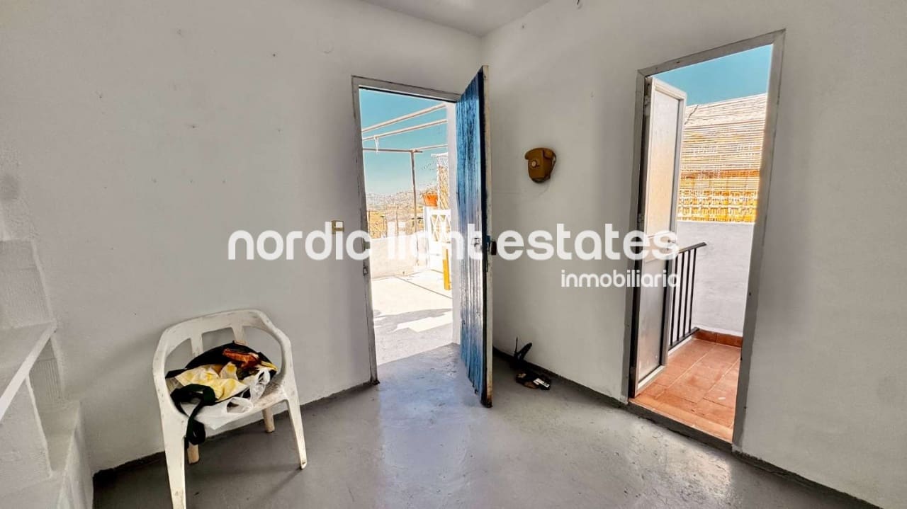 3 soverom Kjedet enebolig til salgs i Frigiliana - € 295 000 (Ref: 9231387)