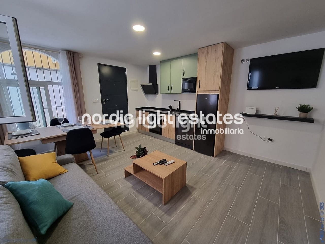 1 bedroom Apartment for sale in Torrox-Costa - € 179,000 (Ref: 9231775)