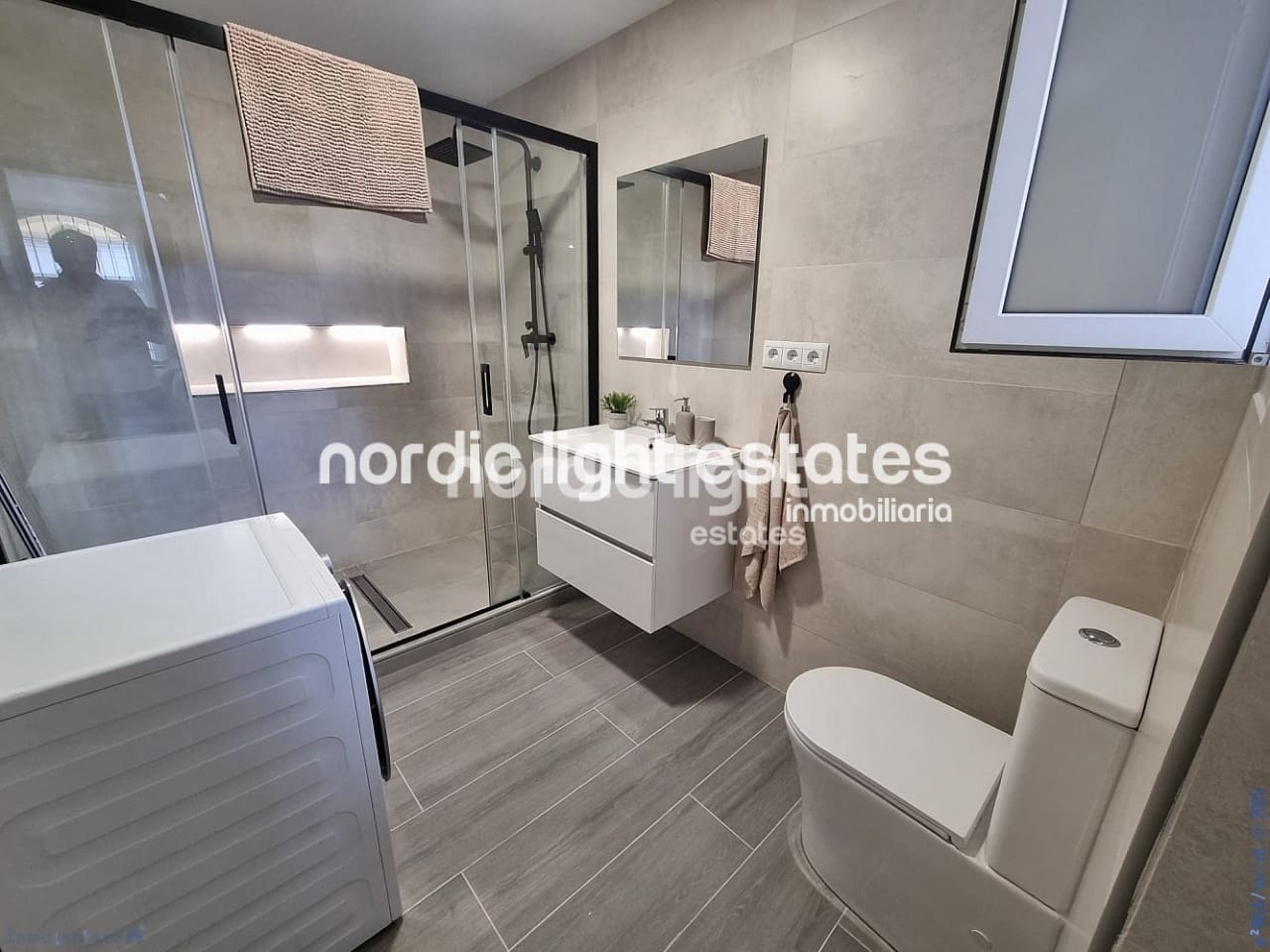 1 bedroom Apartment for sale in Torrox-Costa - € 179,000 (Ref: 9231775)