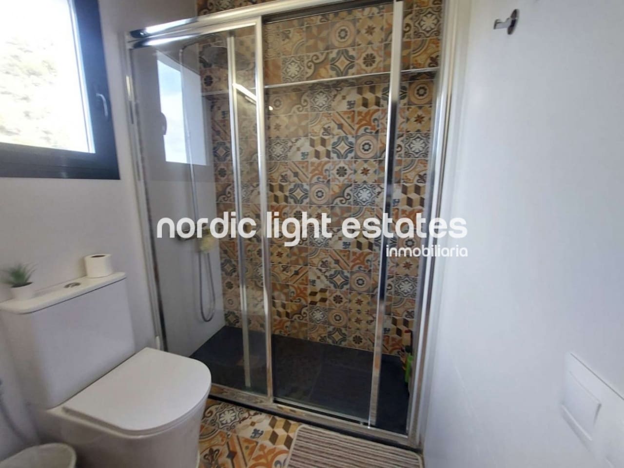 2 soveværelse Finca/Landehus til salg i Frigiliana med swimmingpool garage - € 520.000 (Ref: 9249400)