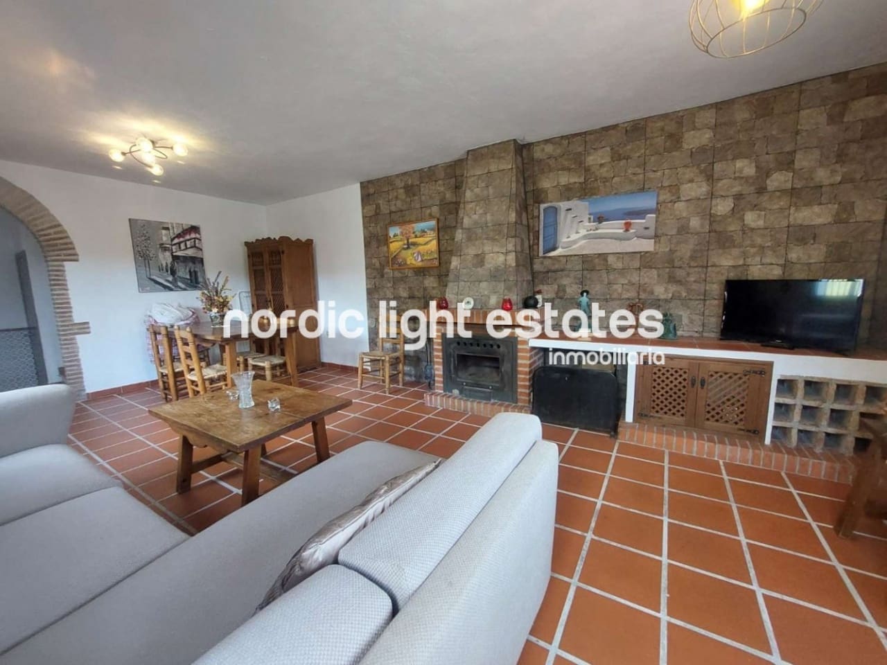 2 soveværelse Finca/Landehus til salg i Frigiliana med swimmingpool garage - € 520.000 (Ref: 9249400)