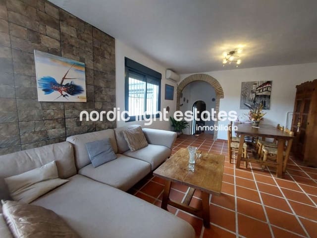 2 sypialnia Finka/Dom wiejski na sprzedaż w Frigiliana z basenem garażem - 520 000 € (Ref: 9249400)