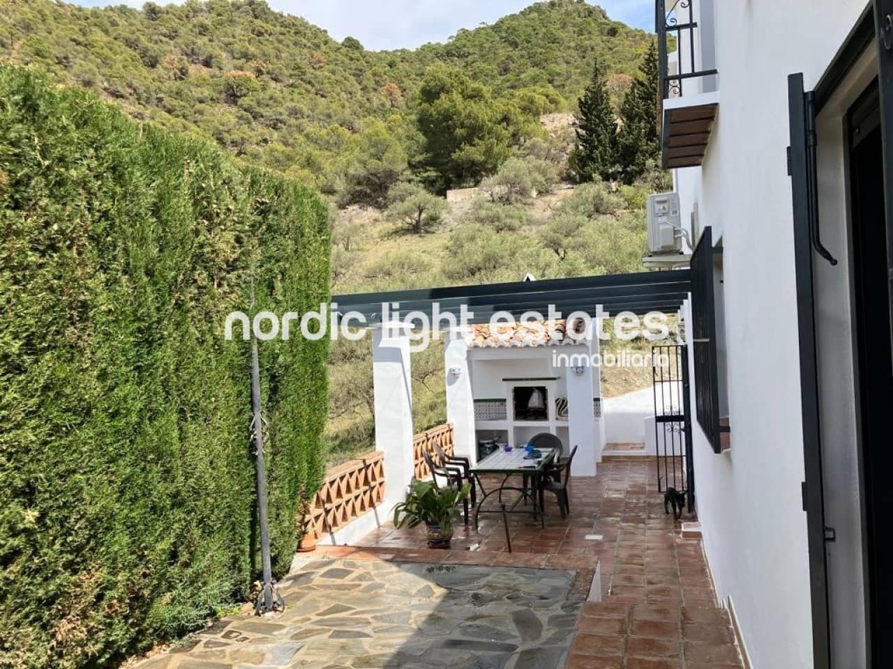 2 soveværelse Finca/Landehus til salg i Frigiliana med swimmingpool garage - € 520.000 (Ref: 9249400)