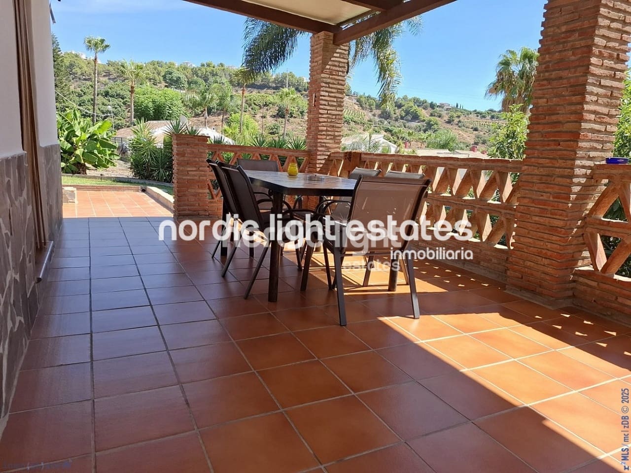 2 soverom Finca/Herregård til salgs i Frigiliana med svømmebasseng garasje - € 365 000 (Ref: 9249401)