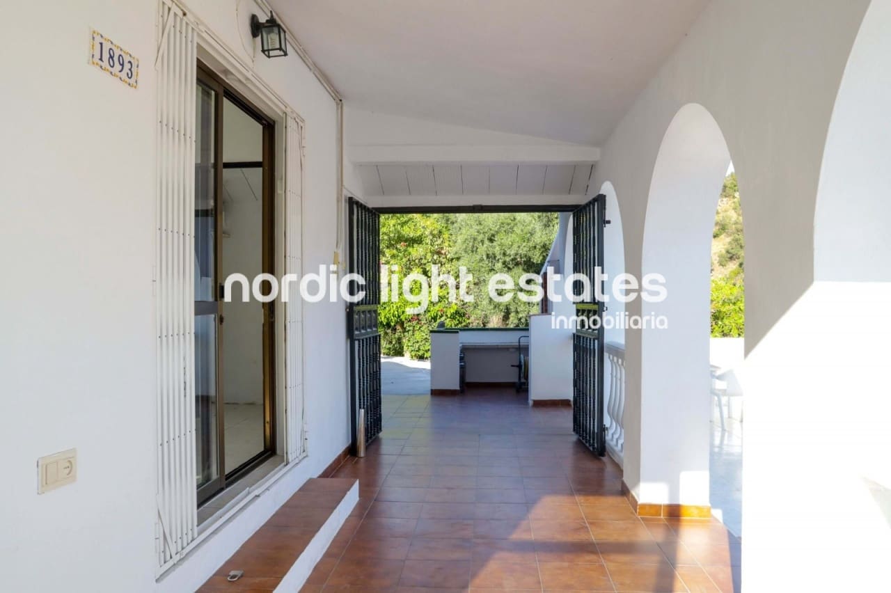 4 camera da letto Villa in vendita in Torrox con garage - 379.000 € (Rif: 9255943)