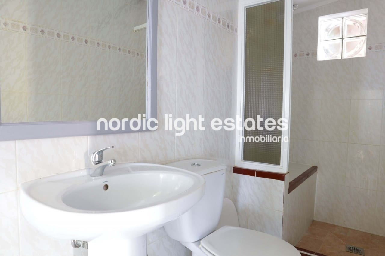 4 camera da letto Villa in vendita in Torrox con garage - 379.000 € (Rif: 9255943)