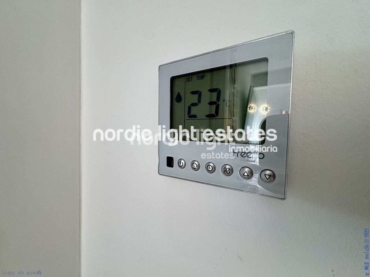 2 makuuhuone Huoneisto myytävänä paikassa Almunecar mukana 
autotalli - 395 000 € (Ref: 9258208)