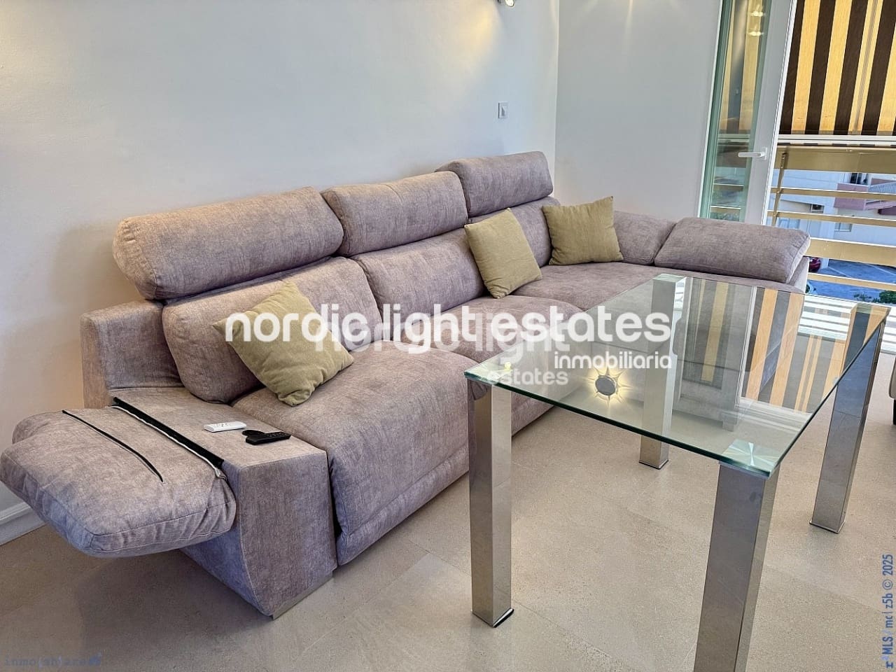 2 makuuhuone Huoneisto myytävänä paikassa Almunecar mukana 
autotalli - 395 000 € (Ref: 9258208)