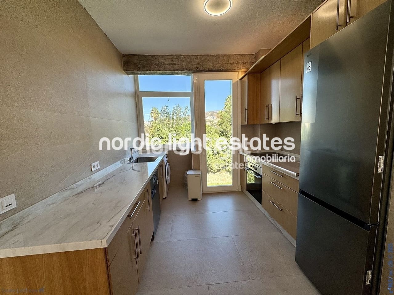 2 makuuhuone Huoneisto myytävänä paikassa Almunecar mukana 
autotalli - 395 000 € (Ref: 9258208)