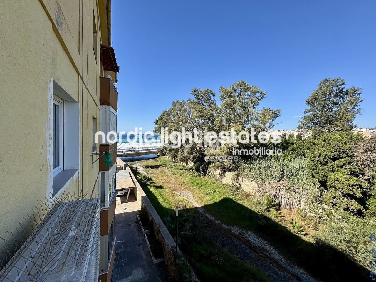 2 makuuhuone Huoneisto myytävänä paikassa Almunecar mukana 
autotalli - 395 000 € (Ref: 9258208)