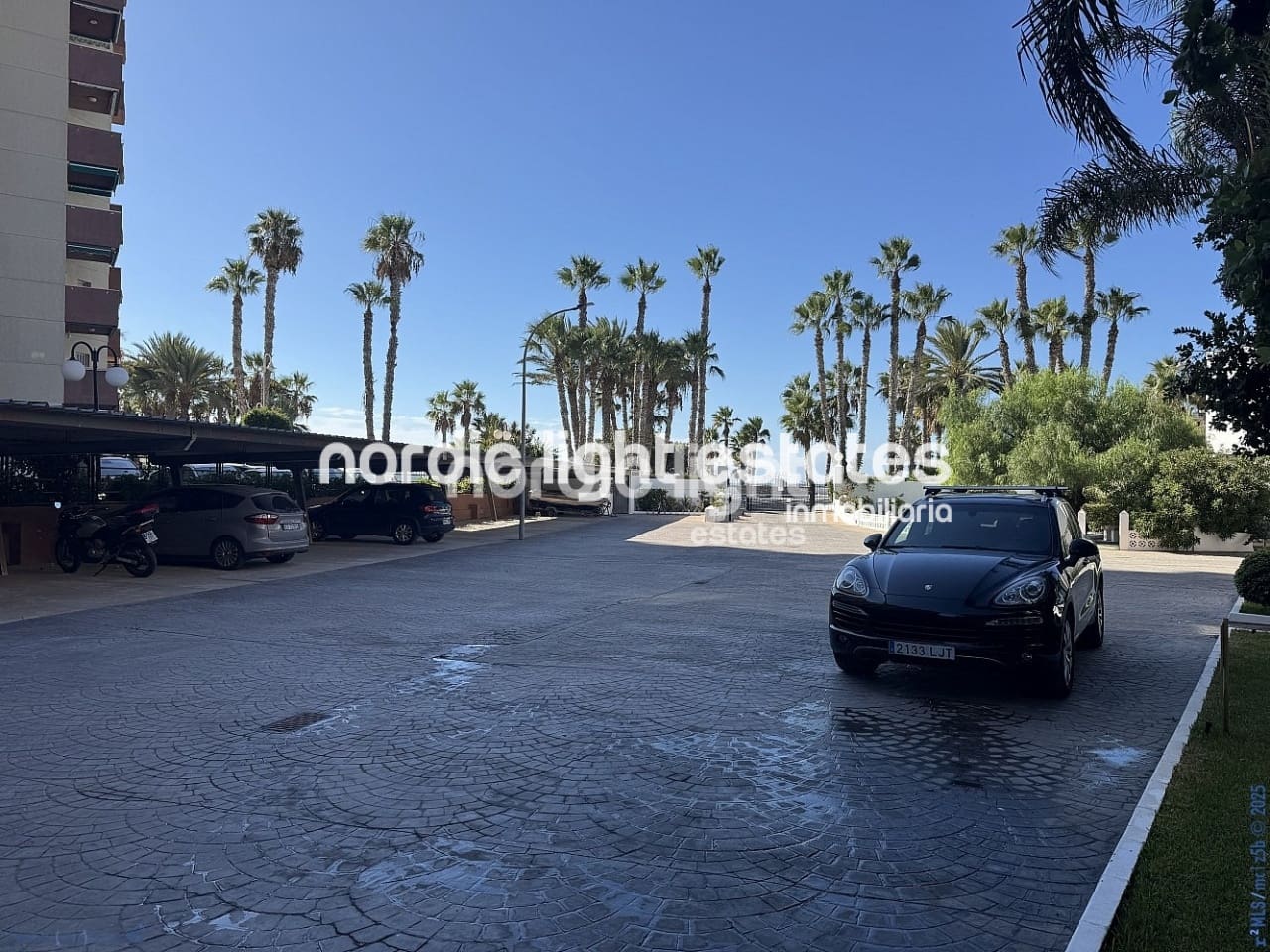 2 makuuhuone Huoneisto myytävänä paikassa Almunecar mukana 
autotalli - 395 000 € (Ref: 9258208)