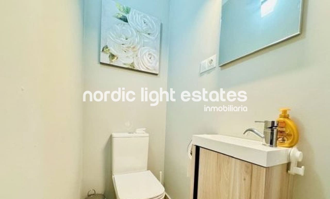 2 bedroom Apartment for sale in Torrox-Costa with pool garage - € 247,000 (Ref: 9271388)