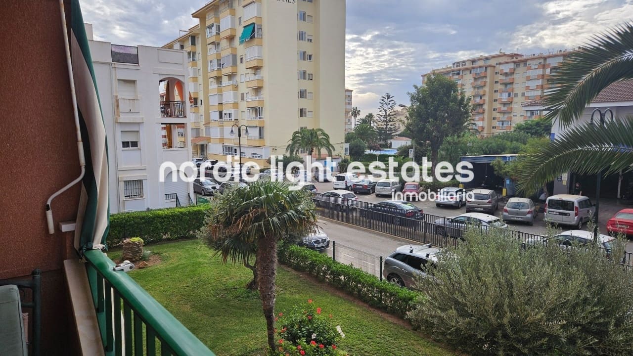 2 soverom Leilighet til salgs i Torrox-Costa med svømmebasseng - € 280 000 (Ref: 9278310)