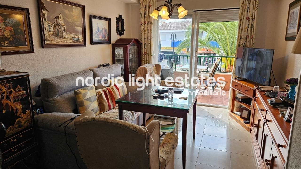 2 soverom Leilighet til salgs i Torrox-Costa med svømmebasseng - € 280 000 (Ref: 9278310)