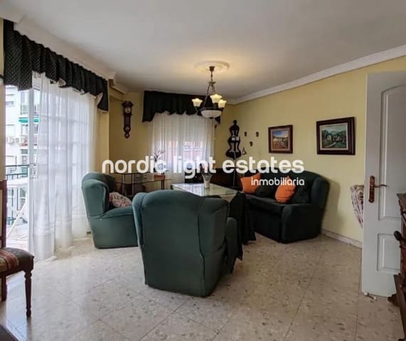 6 quarto Apartamento para venda em La Victoria, Málaga cidade com garagem - 535 000 € (Ref: 9289287)