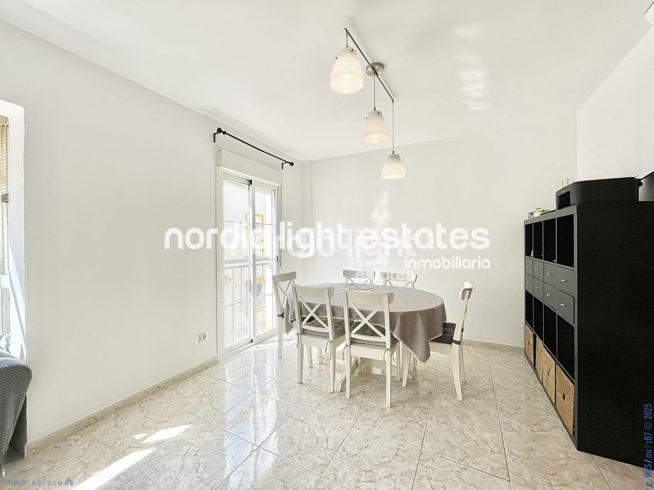 3 soveværelse Semi-Rækkehus til salg i Torrox med garage - € 269.000 (Ref: 9293821)