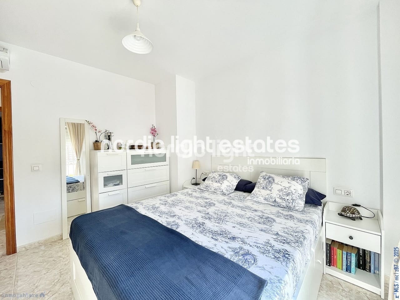 3 soveværelse Semi-Rækkehus til salg i Torrox med garage - € 269.000 (Ref: 9293821)