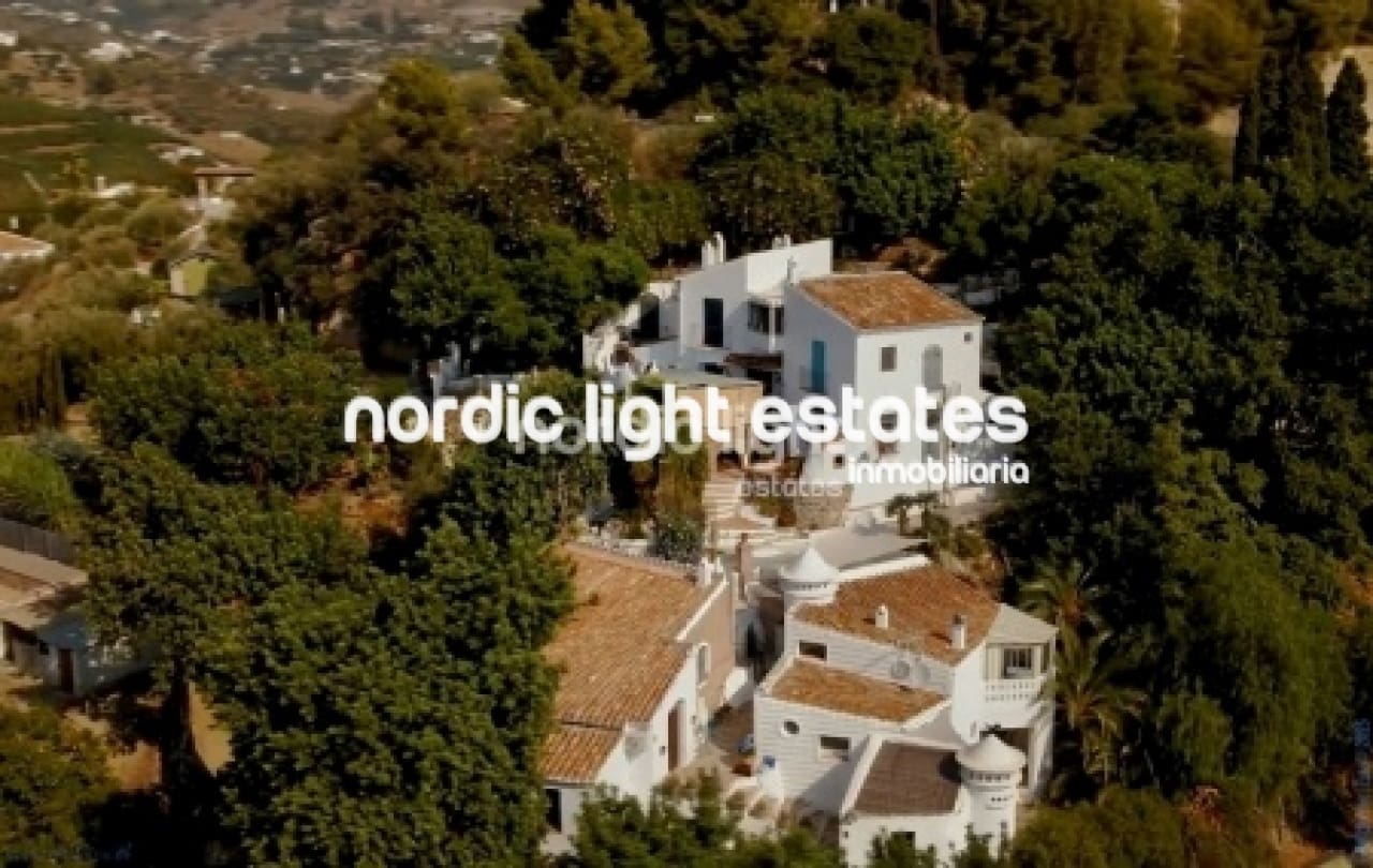 6 soverom Villa til salgs i Frigiliana med svømmebasseng garasje - € 1 250 000 (Ref: 9314419)