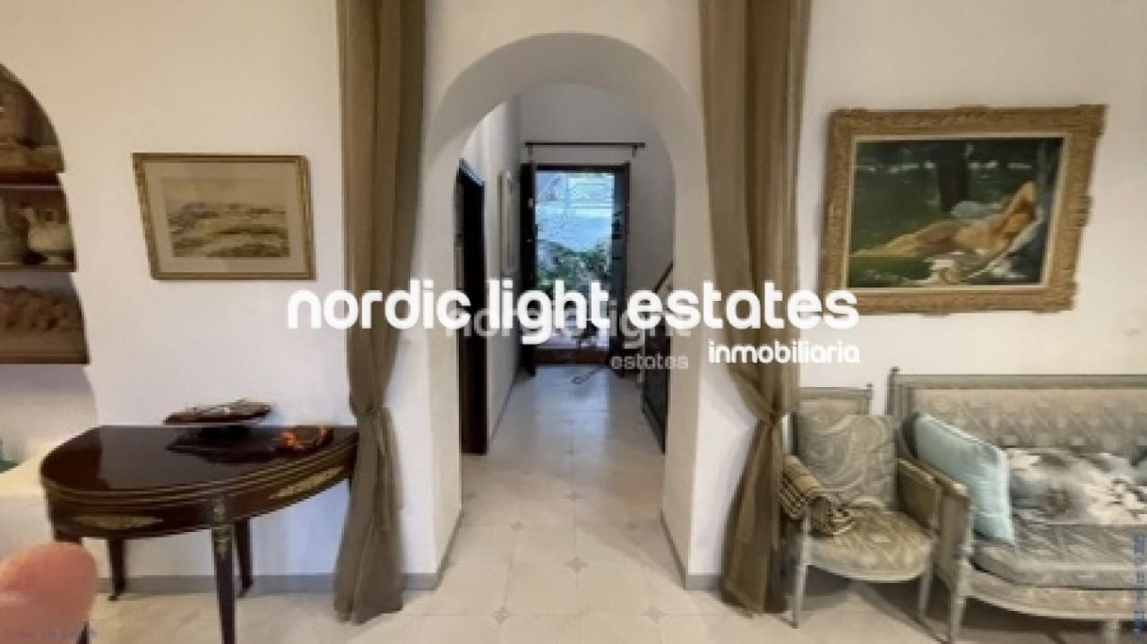 6 soverom Villa til salgs i Frigiliana med svømmebasseng garasje - € 1 250 000 (Ref: 9314419)