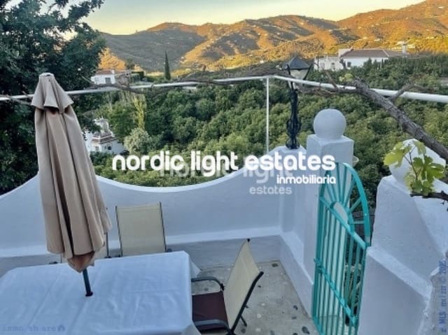 6 sypialnia Willa na sprzedaż w Frigiliana z basenem garażem - 1 250 000 € (Ref: 9314419)